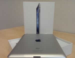 apple   e
